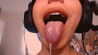 Koleksi Terbaik Dari Fetish Ludah Ahegao - Gadis-Gadis Anime Dengan Keterampilan Oral Yang Sangat Licin