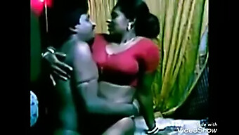 ¡la Ama De Casa Del Pueblo De Campo Seduce Y Tiene Sexo Duro Con Su Esposo Negro! ¡no Te Pierdas Esta Escena Caliente Y Jugosa!